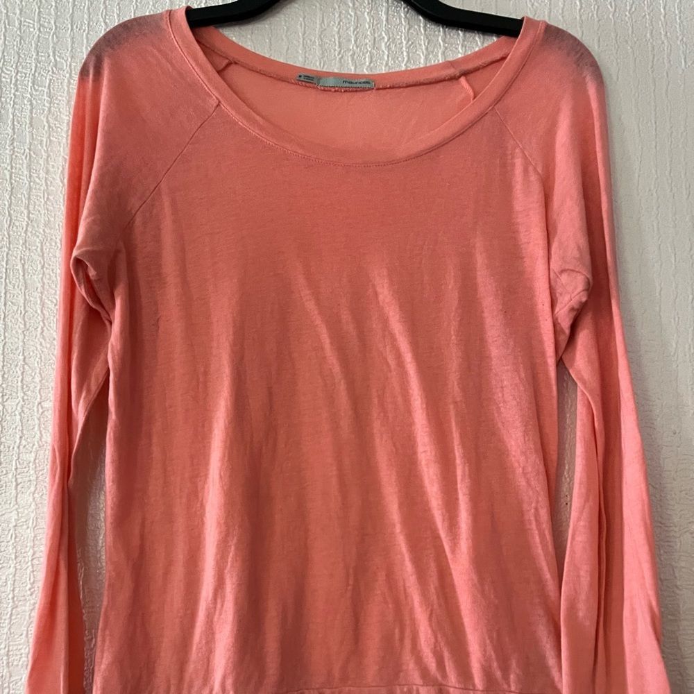 Maurices Womens top.
